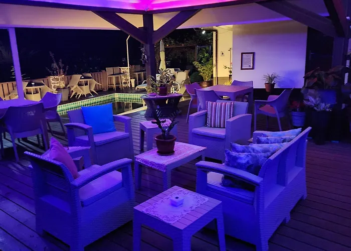 Chalets Des Vacances